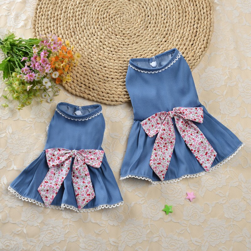 Dog Skirt Dog Clothes Princess Dress Wedding Dress Denim Skirt Floral Bow Lace Soft and Comfortable Spring Summer Section Cute