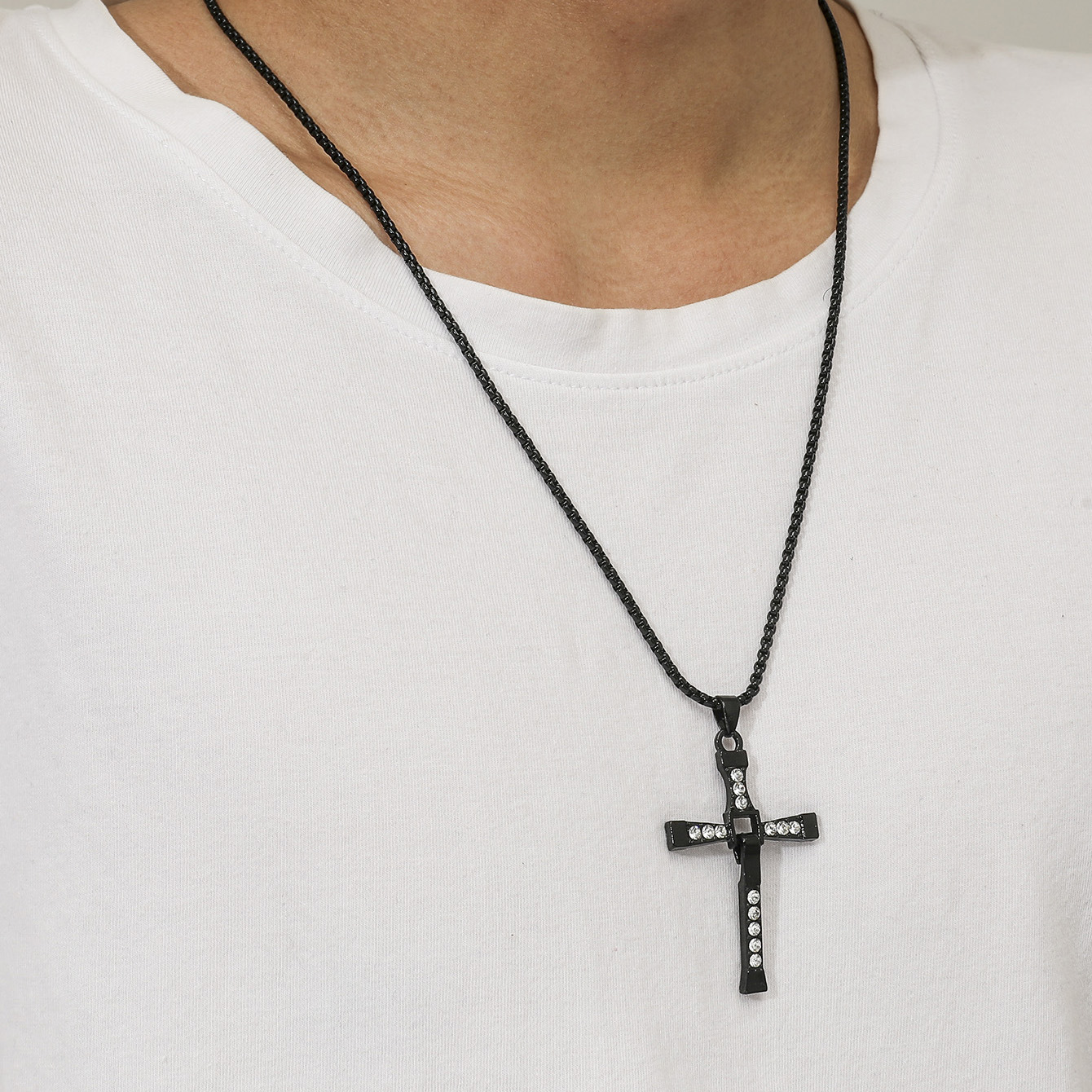 Dominic Toretto la celebridad rápida y furiosa Vin Diesel artículo cristal Jesús hombres Cruz colgante collar joyería de