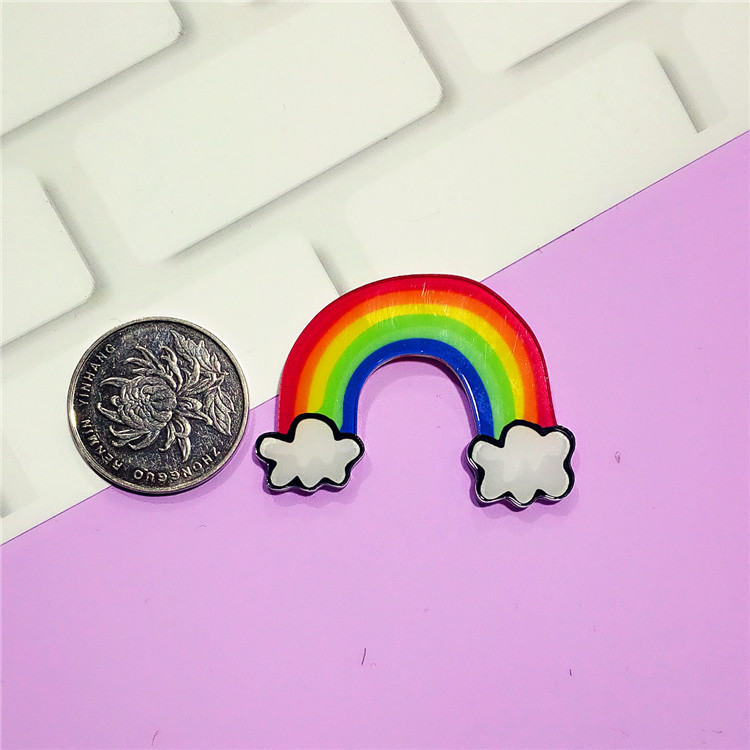 1Pcs Kleurrijke Acryl Regenboog Pictogram Broche Leuke Harajuku Stijl Suiker Bloem Badge Pin Op Rugzak Kleding Sjaal Voor Decoratie
