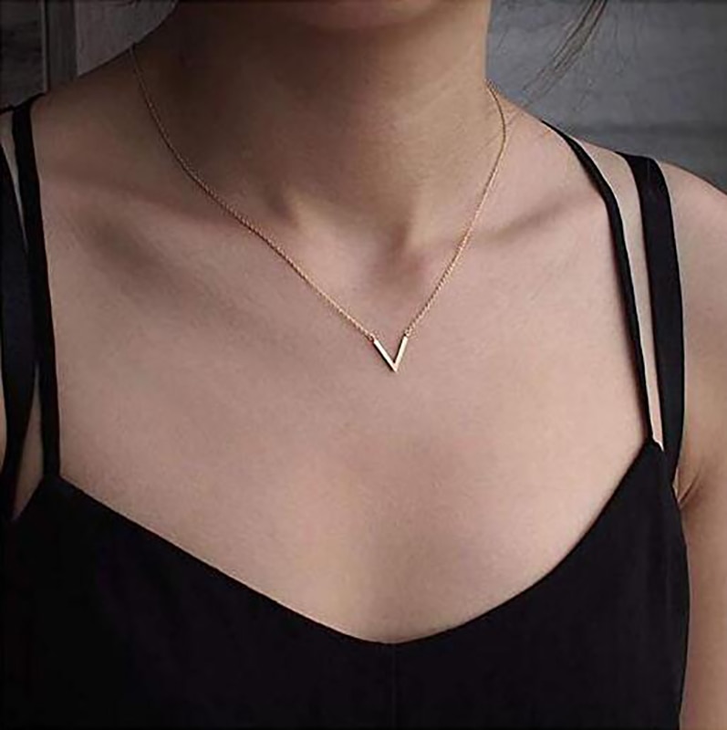 Simple Stainless Steel Letter V Necklace Women Girl Gold/Steel/Rose Gold Alphabet Pendant Necklace Party Gife