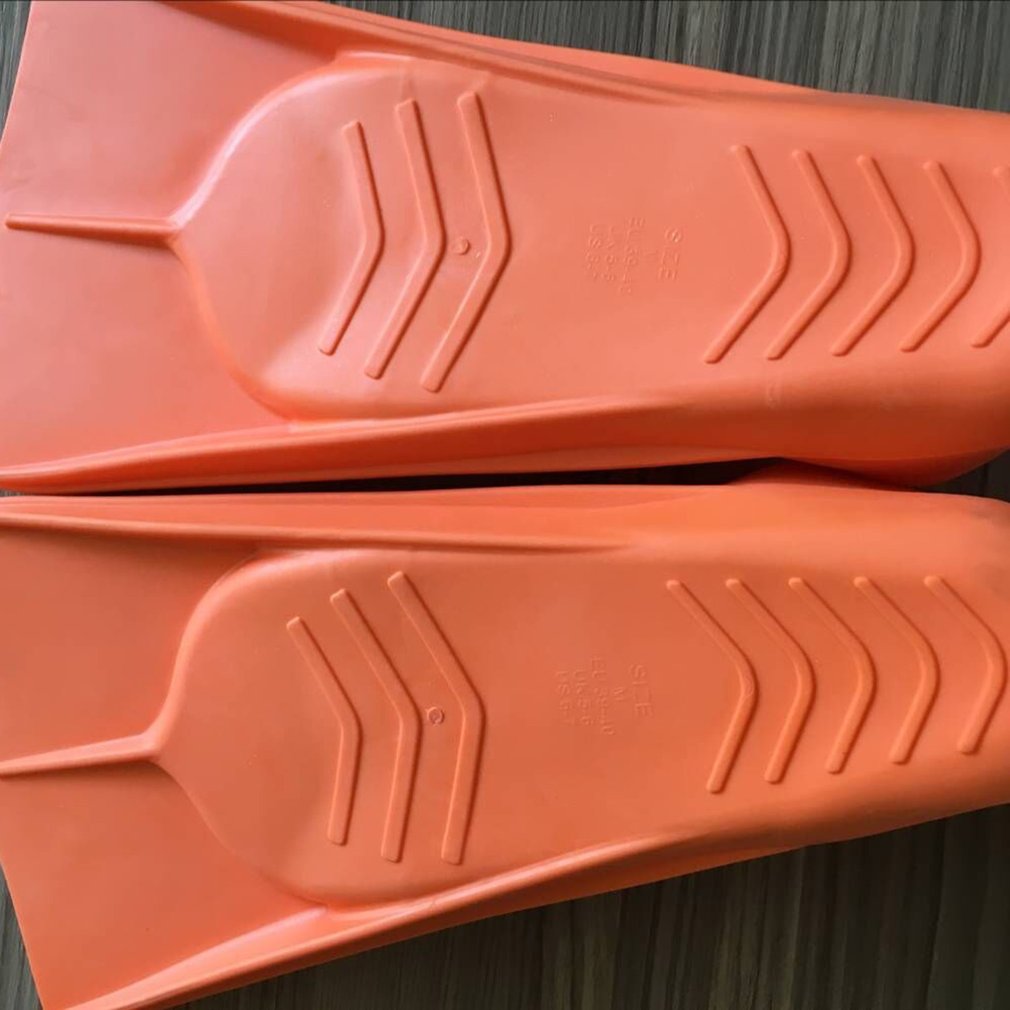 Swimming Fins Short Flipper Diving Flippers Silicone Comfortable Lightweight Swim Fins Shoes Diving Equipment Unisex