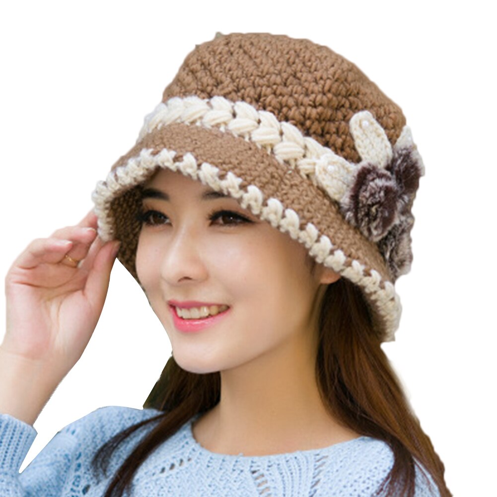 Kunstige uld tykkere hatte kvinder behagelig strikket hue blomster dekoreret kvindelig hat efterår vinter hovedbeklædning: Khaki