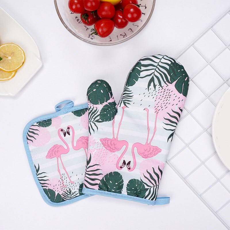 2PCS 1 Set Cotton Flamingo Kitchen Pad Cooking Microwave Baking BBQ Oven Potholders Oven Mitts Kitchen Gloves Mitts: light blue