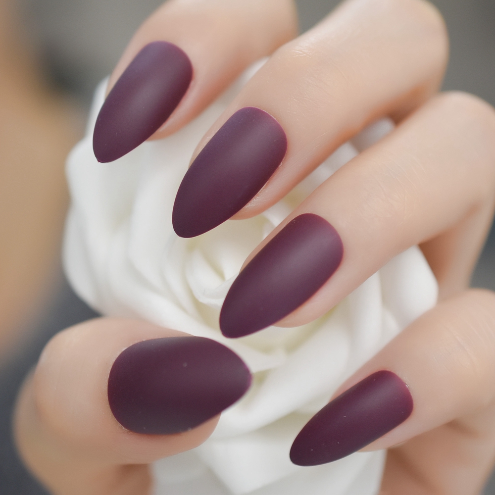 Stiletto bande dessinée fumer blanc faux ongles noir moyen artificiel ongles conseils dessin animé modèle manucure faux ongles: L5114