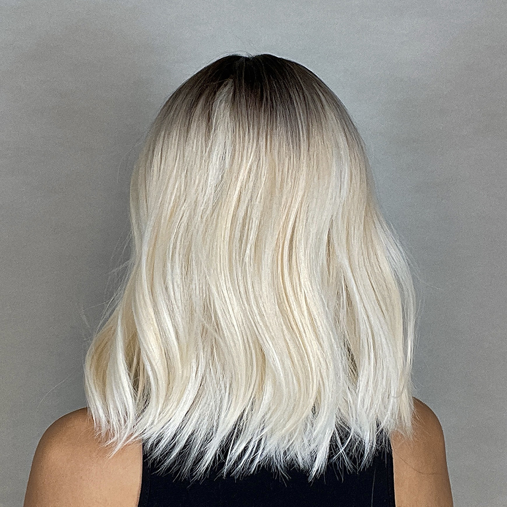 Pelucas sintéticas ombré marrón Rubio para mujer, pelo corto ondulado Bob con flequillo, onda corporal, Cosplay, Lolita, pelo Natural resistente al calor