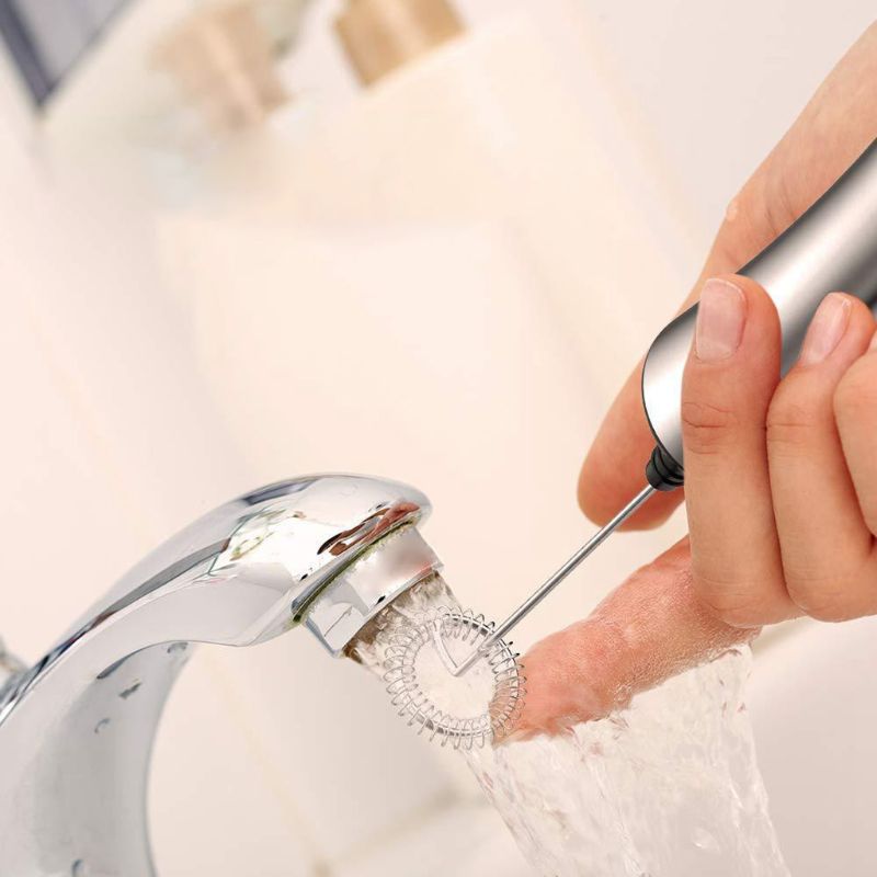 Mezclador eléctrico de espuma de leche con cabezal batidor de doble resorte recargable por Usb U1JE