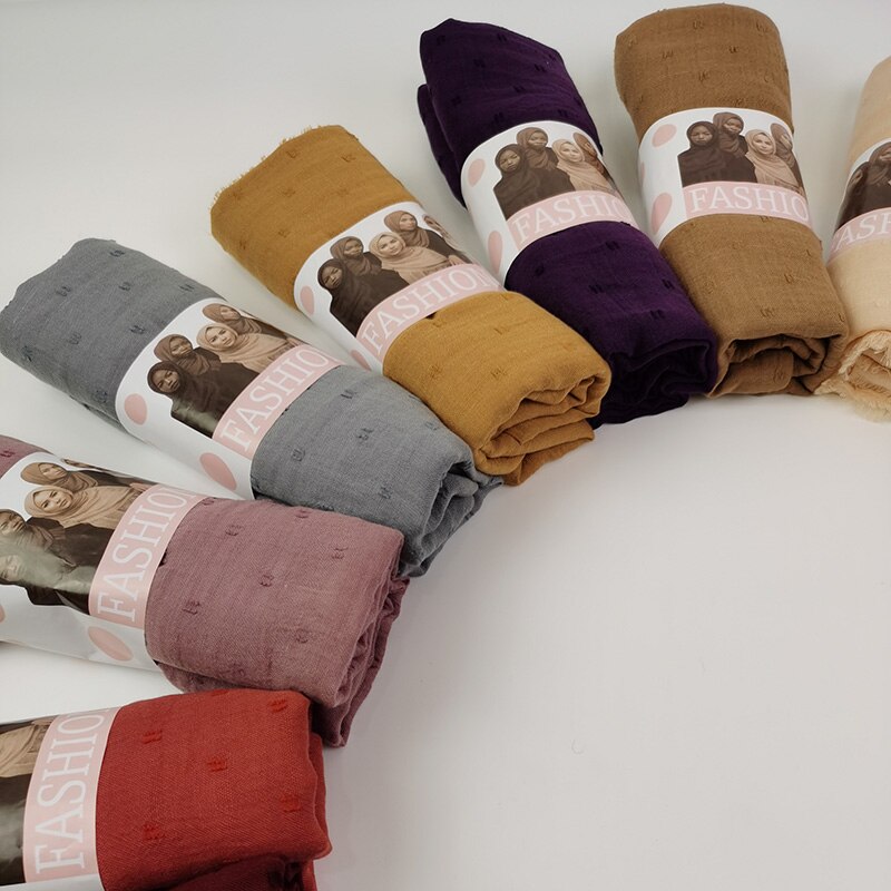 10 pièces populaire pom pom coton écharpe froissé femmes solide musulman Hijabs silencieux châles Pashmina enveloppement Hijab foulards foulard écharpe