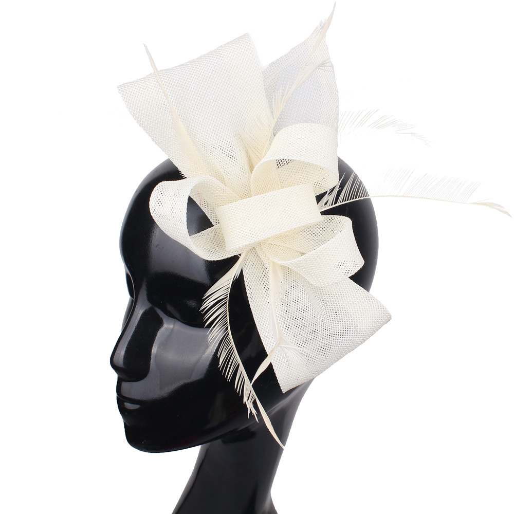 Nachahmung Sinamay Hochzeit Kopfbedeckung Braut Champagner Fascinator Hut Haarnadel mit ausgefallenen Federn Haarschmuck Damen Kopfschmuck: Beige