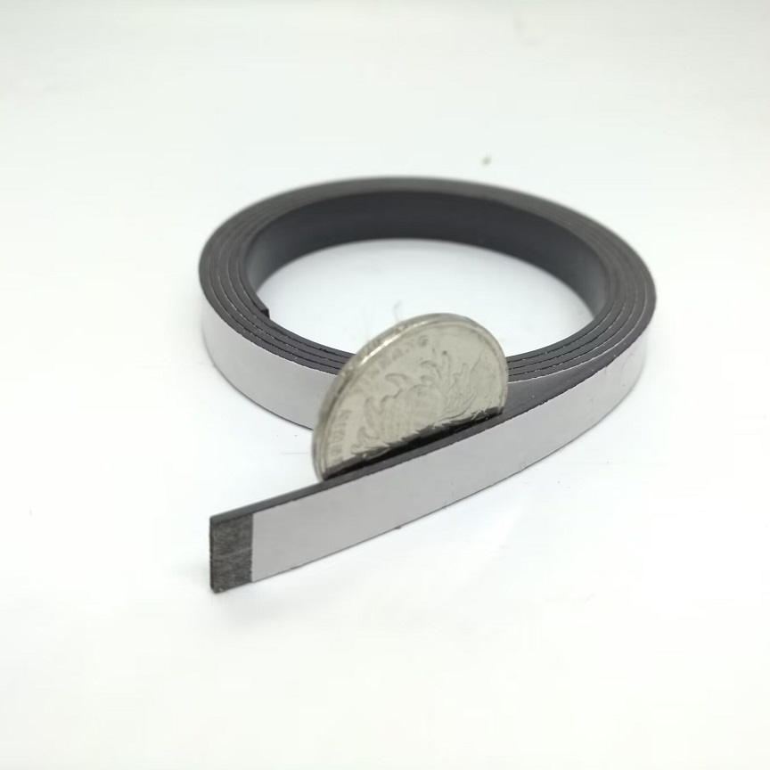 1Meter/lot Rubber Magnet Strip 10*1 15*1 20*1 30*1mm With Self Adhesive Flexible Magnetic Tape Width 10 15 20 30mm Thickness 1mm
