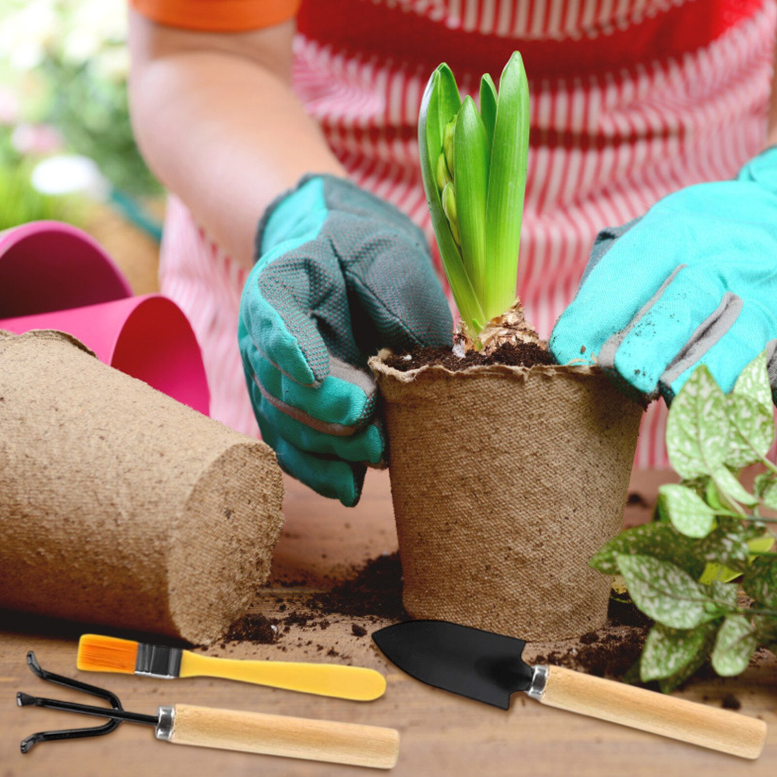 Gardening 10 PC Tools Kit Includes Shovel Spades Transplanter Weeder Rake Garden Cleaning Brush Handle Multi-purpose Mini