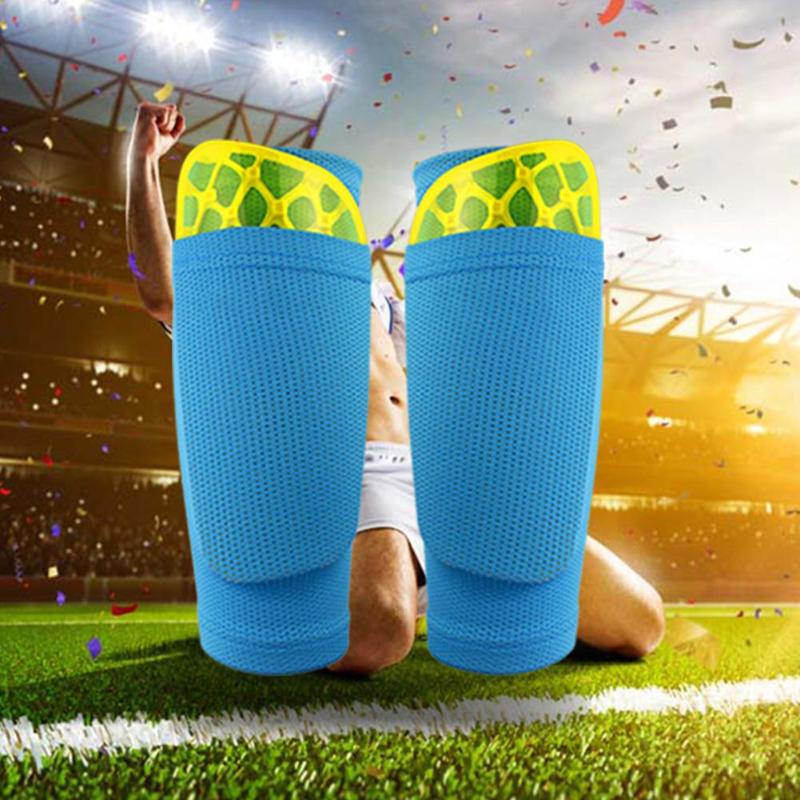 1 par fodboldbeskyttelsessokker skinneben, der understøtter skinnebeskytter, der kan strækkes slidstyrke med lomme