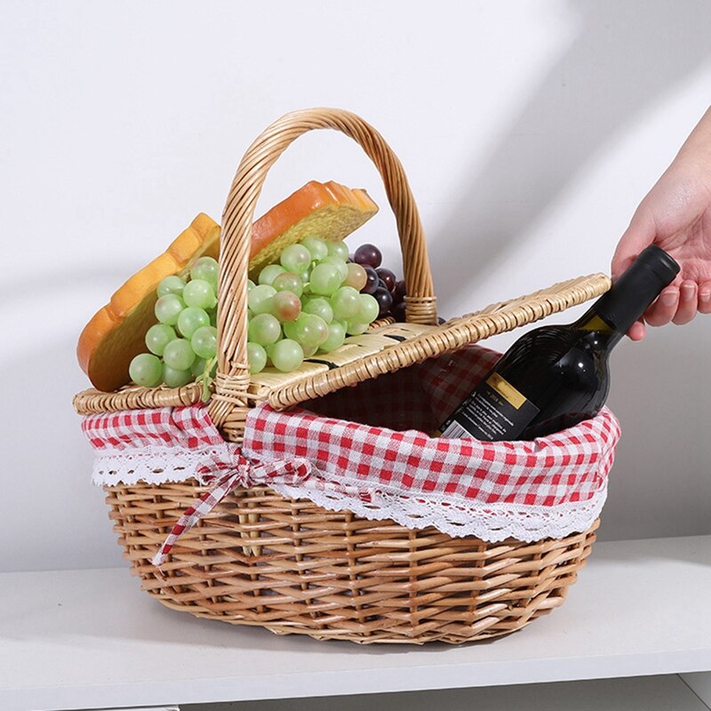 Country Style Wicker Picnic Basket Hamper with Lid and Handle &amp; Liners for Picnics, Parties, Wedding and BBQs