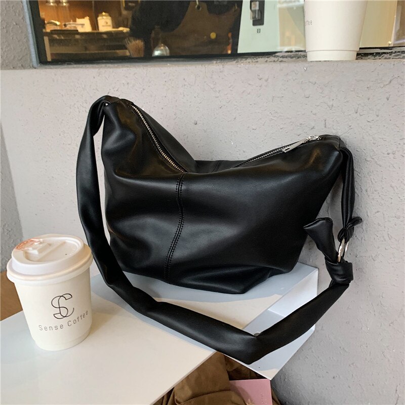 Women Dumpling Bags Large capacity Soft Pu Female Messenger bag Handbags Soild Color Travel Shoulder Bags bolsa