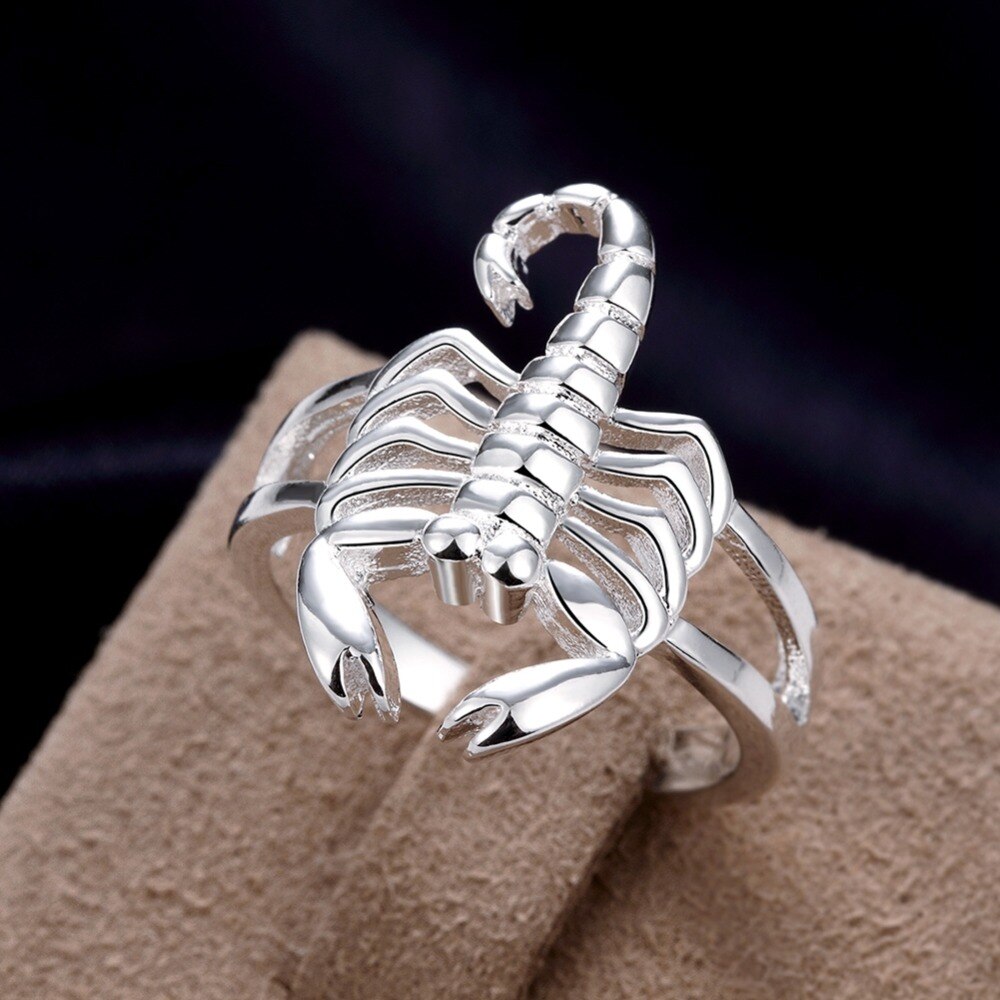 , Hermoso anillo de plata de escorpión color plata mujeres bonitas dominantes anillo de señora joyería clásico R739