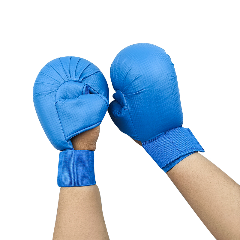 Karate Gloves Red BLue Thumb Protection Thickened Karate Hand Guards MMA Adult Children Pouching Mitts Boxing Glove