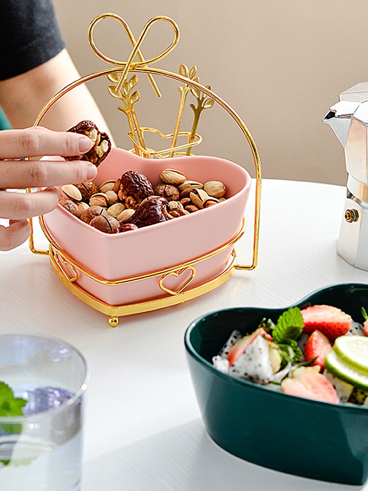 Heart-shaped Ceramics Fruit Tray 650ML Salad Bowl Handicraft Kitchen Tools Iron Art Beautiful Home Friendly Storage Box