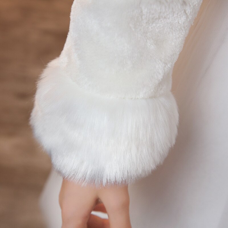 Ragazze inverno grande collo in pelliccia sintetica cappotti corti principessa avorio bianco Bolero coprispalle bambini spessore caldo avvolgere mantelle per feste di nozze sacre
