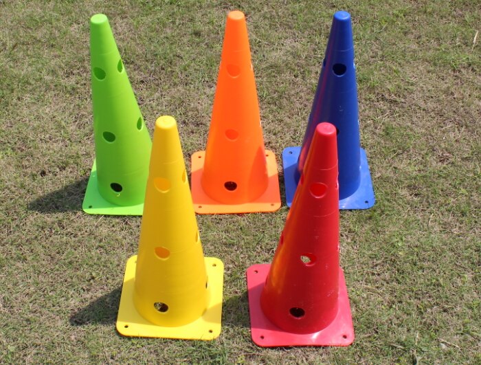 Voetbal Training Windscherm Obstakels Hindernis Rack Teken Buis Wegversperring Driehoek Kegel Basketbal Teken 48 Cm Met Gat Teken Vat