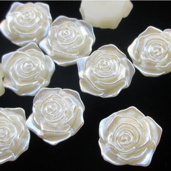 18mm 10 stks/partij wit Rose Bloemvorm Acryl Imitatie Parel Kralen voor Chunky Ketting maken