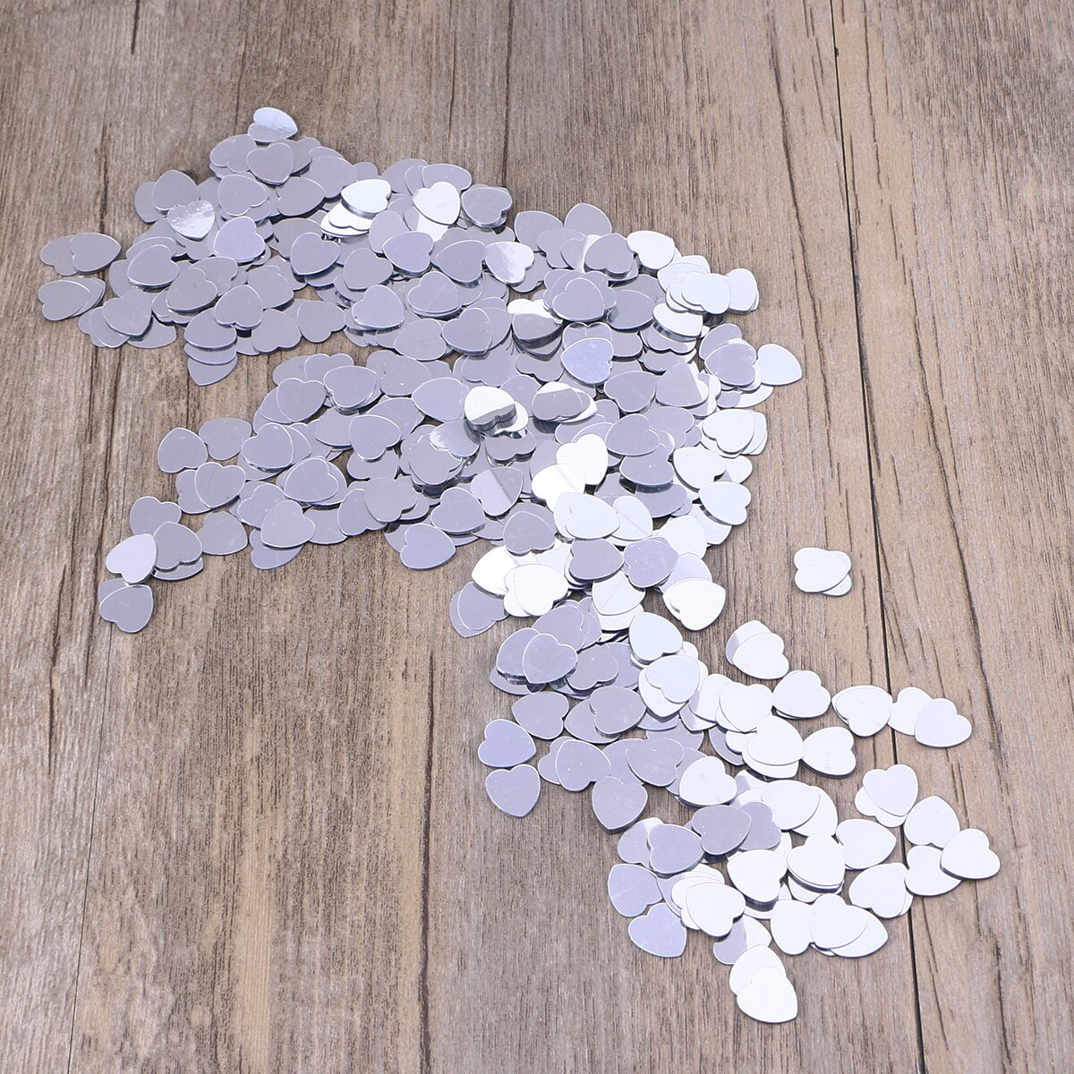 30g Table Confetti Heart Shaped Party Confetti for Birthday Wedding Christmas Decoration (Red): Silver