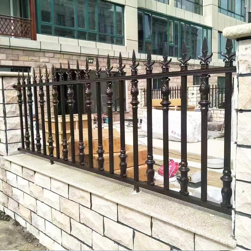 Garde-corps artistique en aluminium, clôture de cour de villa, balustrade murale domestique en alliage d'aluminium, clôture résidentielle, balcon, garde-corps chinois: Bourgogne