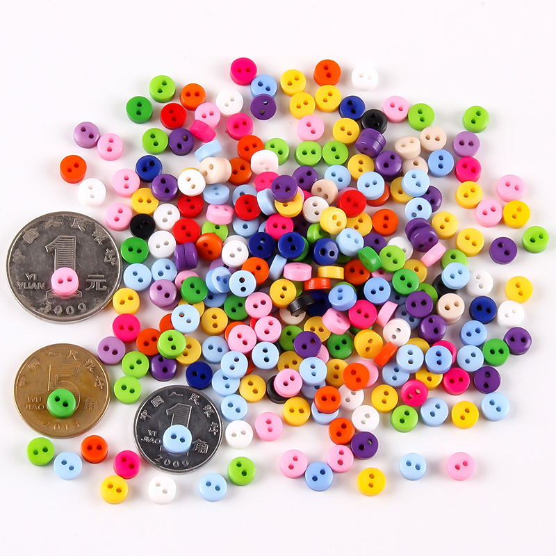 100 Uds. Mini botones de resina de 6mm, accesorios de costura coloridos para ropa infantil, álbum de recortes DIY con dos agujeros: Latón envejecido
