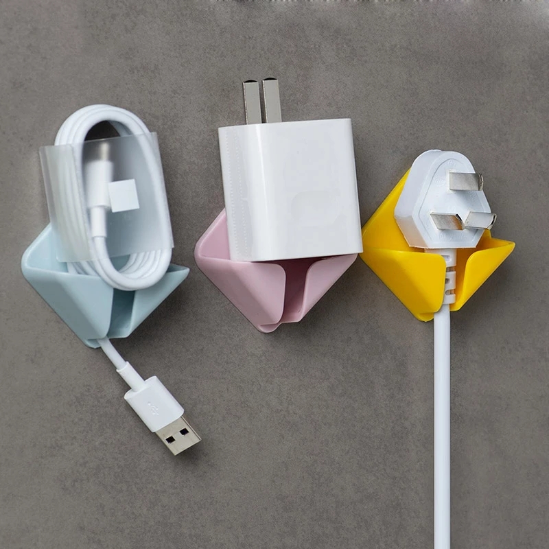 Colgador de enchufe sin clavos, gancho de repisa para cable de alimentación, ganchos de almacenamiento de pared, gancho de tapón para cocina, ganchos adhesivos, 1 Uds.