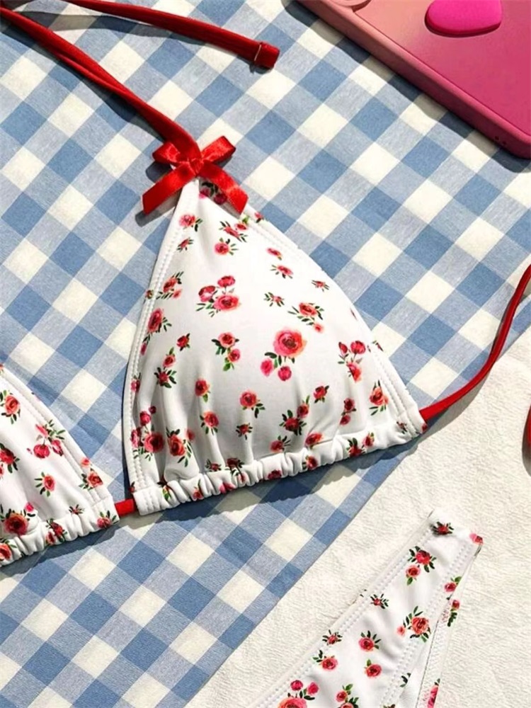 Conjunto de Bikinis triangulares para Mujer, traje de baño Bandage con estampado Floral, traje de baño Sexy con cuello Halter, tangas para Mujer, ropa de playa 2025