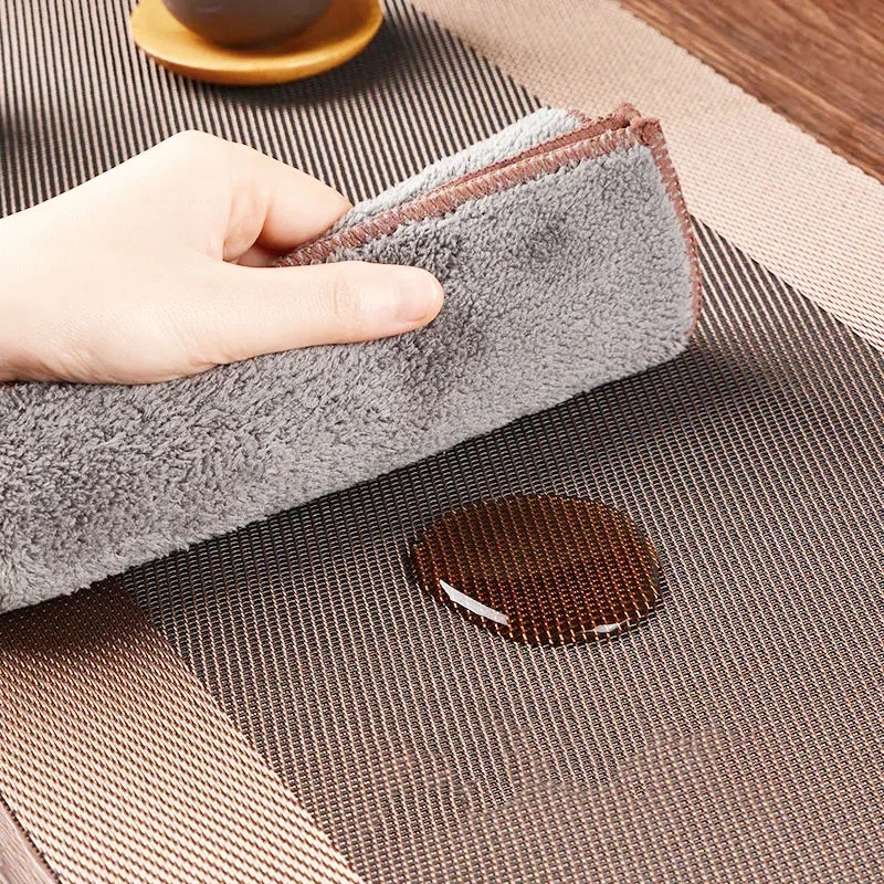 Runner da tavolo da tè impermeabile a prova di olio in PVC per la casa Runner da tavolo rettangolare semplice per tutti i fiammiferi Runner da tavolo traspirante antiscivolo
