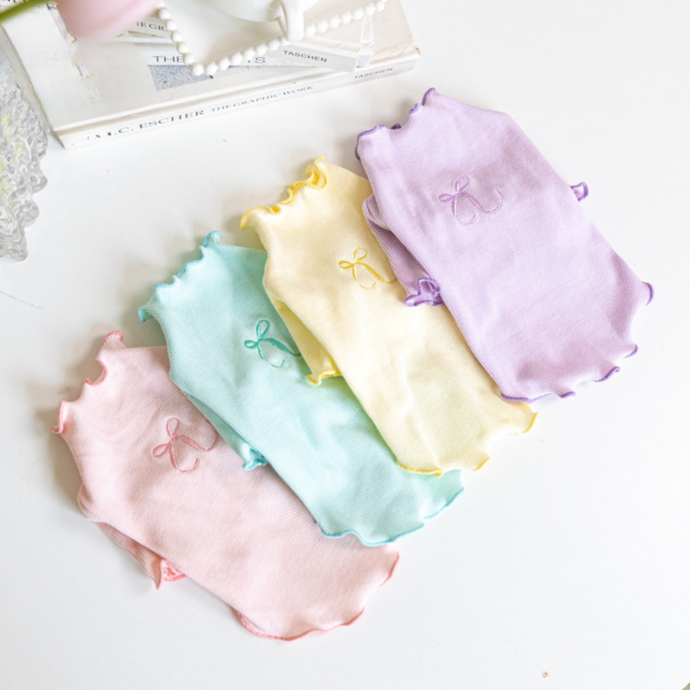 Jesienno-zimowe bluzy z kapturem dla zwierząt z haftowaną koronkową podstawą Pet Candy Colored Haftowane ubrania dla psów Teddy dla małych psów