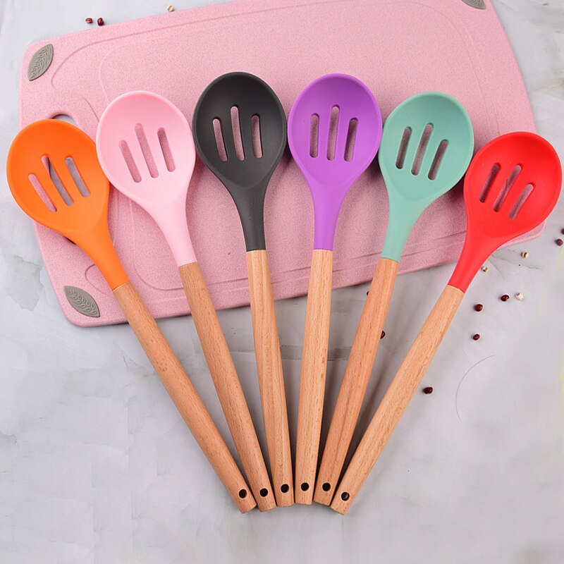 Non-Stick Silicone Spoon With Wooden Handle Slotted Serving Spoon Heat-Resistant Cooking Utensil Soup Spoons For Kitchen Baking