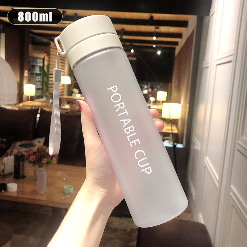 600/800Ml Sport bidon na siłownię plastikowy Shaker puchar sportowy Tritan wspinaczka turystyka bezpośrednia butelka do picia z tworzywa sztucznego Bpa za darmo: Matte grey 800ml