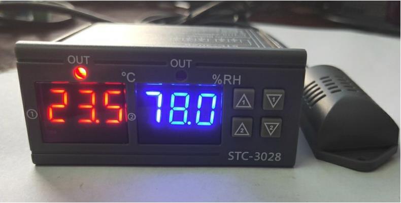 Intelligent digital display temperature and humidity controller greenhouse shed constant temperature wet speed controller