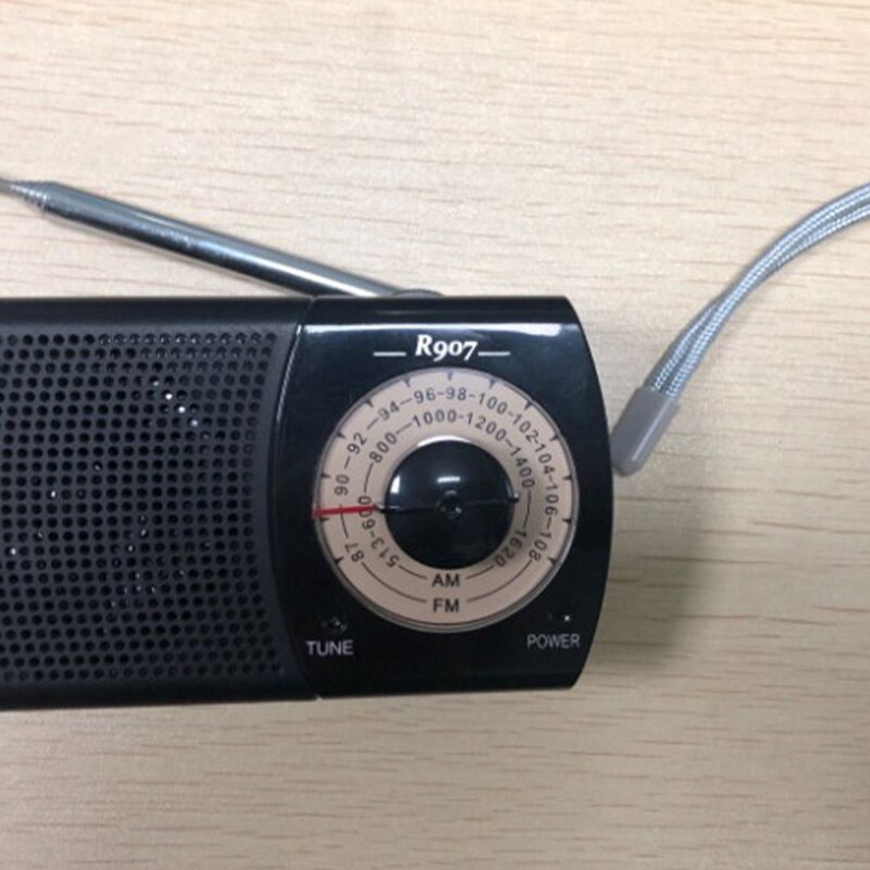 Draagbare Am/Fm Radio, Pocket Met Hoofdtelefoonaansluiting, Beste Ontvangst, battery Operated Door 2 Aa Batterij (Niet Inbegrepen)