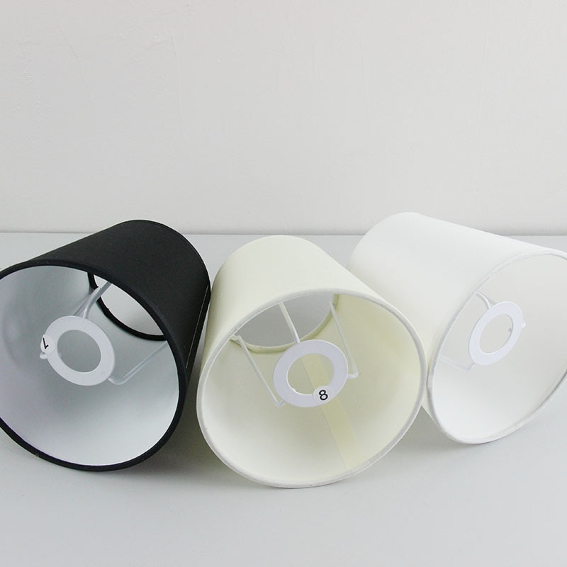 2 Stuks Moderne Mini Gecontroleerd Kroonluchter Tinten, Mode Witte, Zwarte Kleur Plastic Lamp Shade Covers Pvc Lampenkappen, e14 Gat 3Cm
