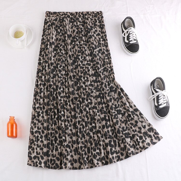 Qooth sommar höst kvinnor lång leopardkjol elastisk midja chiffong veckade kjolar casual maxi beach tryckt kjol  df650