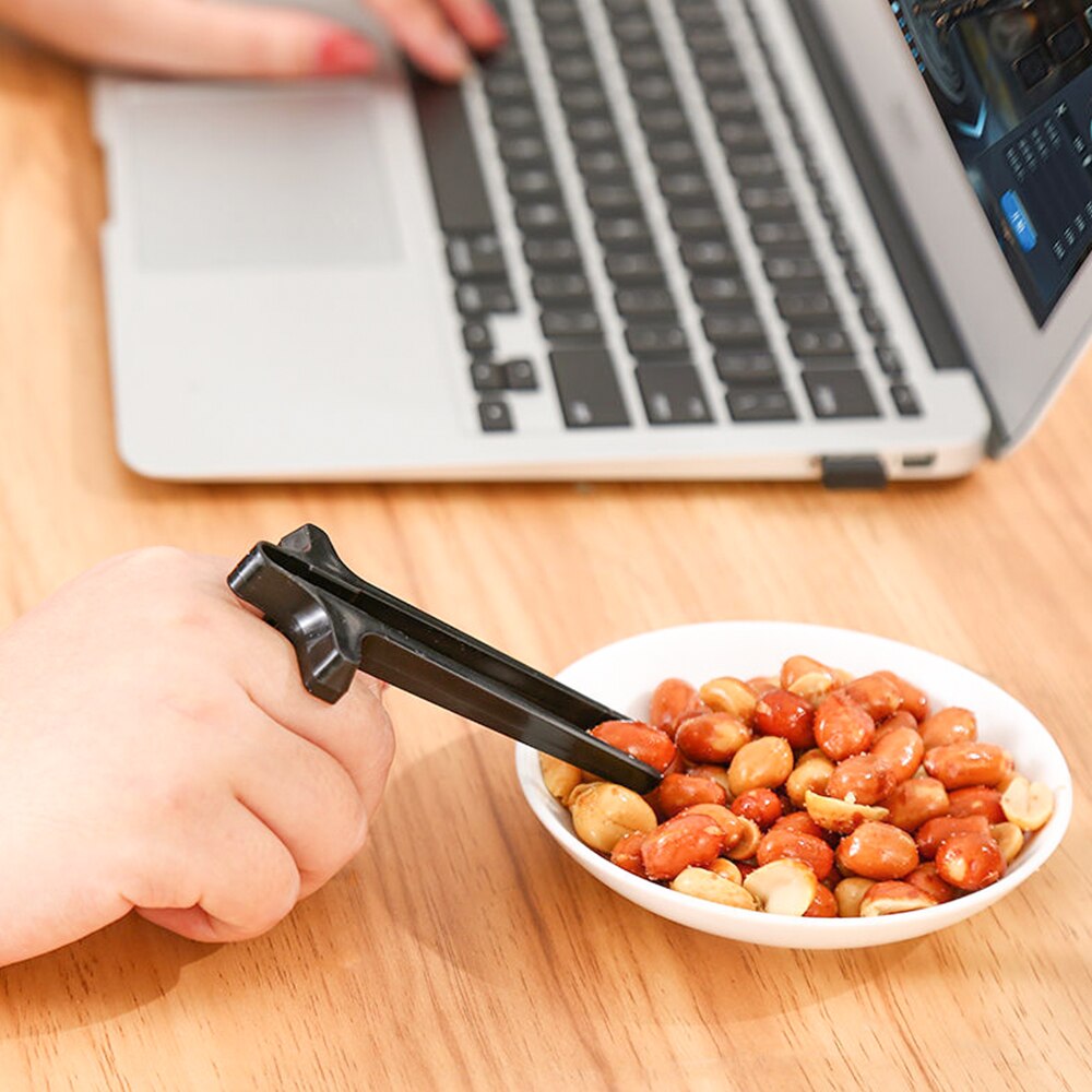 Snack finger spisepinde bærbar kartoffel chip tang salat mad klip let at betjene ikke snavset hånd doven spisepind værktøj