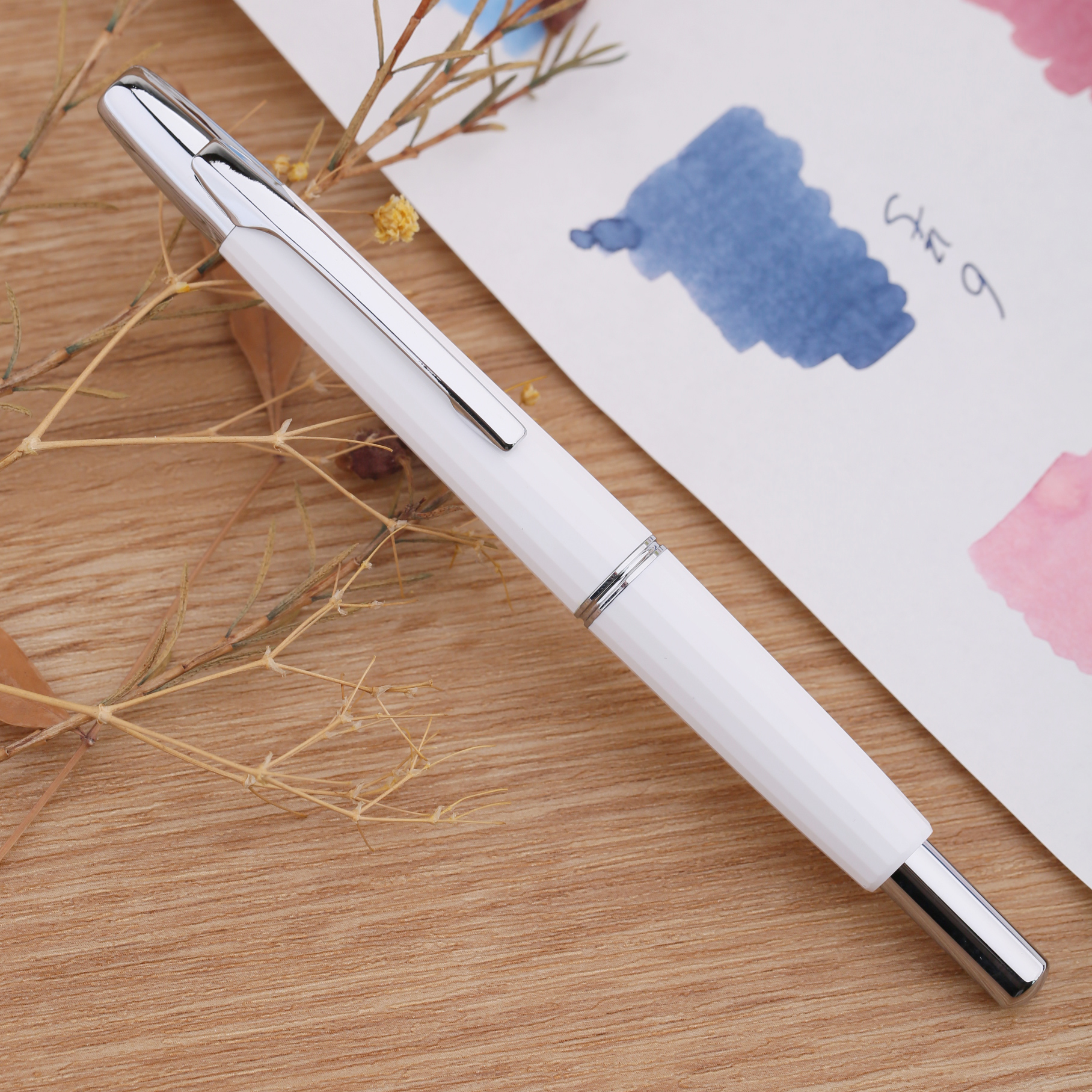 Majohn A2 Press Fountain Pen Extra Fine Nib, Retractable Resin Ink Pen with Converter Writing Pen Set