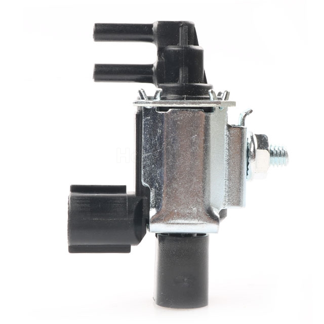 Engine Emission Solenoid EGR Valve MR404682 For Mitsubishi L200 Shogun Sport Pajero Triton K5T46494