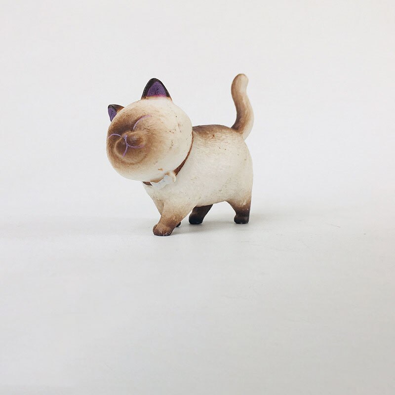 Figuras de miniaturas de animales en PVC, 1 Uds., figuras de gatos con cascabel japonés, adornos artesanales creativos para decoración del hogar: 3