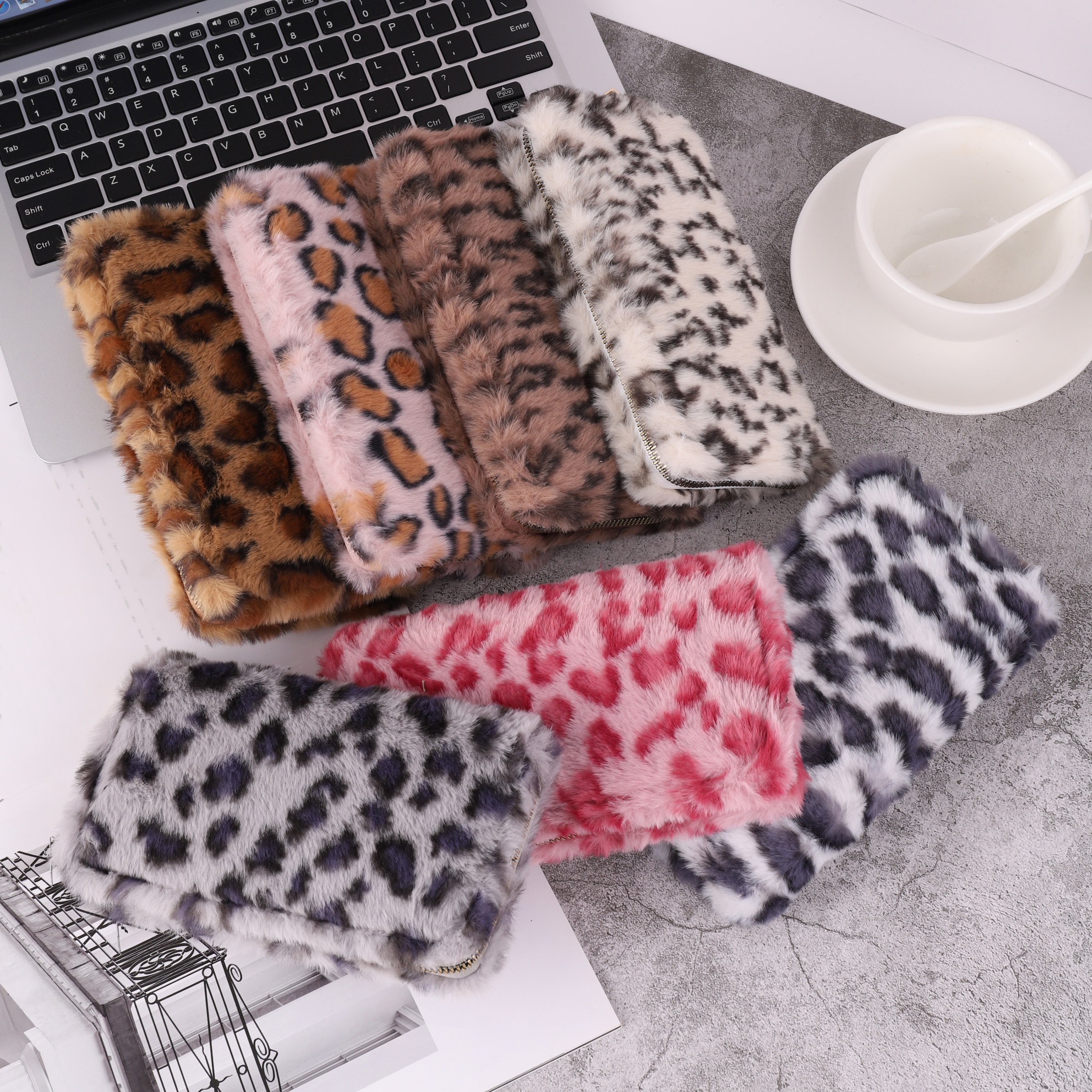Plush coin purse, stylish leopard print long wallet, portable for everyday life