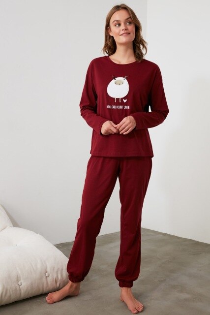 Trendyol Embroidered Knitted Pajama set THMAW21PT0575: Burgundy / S