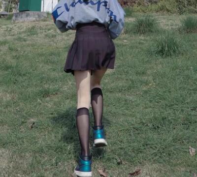 Japonia ultra-cienkie zakolanówki damskie przezroczyste Nyon długie skarpetki Femme białe czarne krótkie skarpetki sukienka Calcetines Medias: czarny 42cm