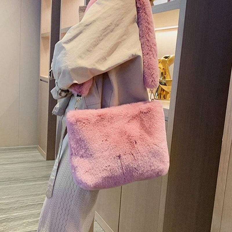 Hiver en peluche sacs à bandoulière pour femmes fausse fourrure sac à bandoulière couleur unie sac de messager Bolsa Feminina