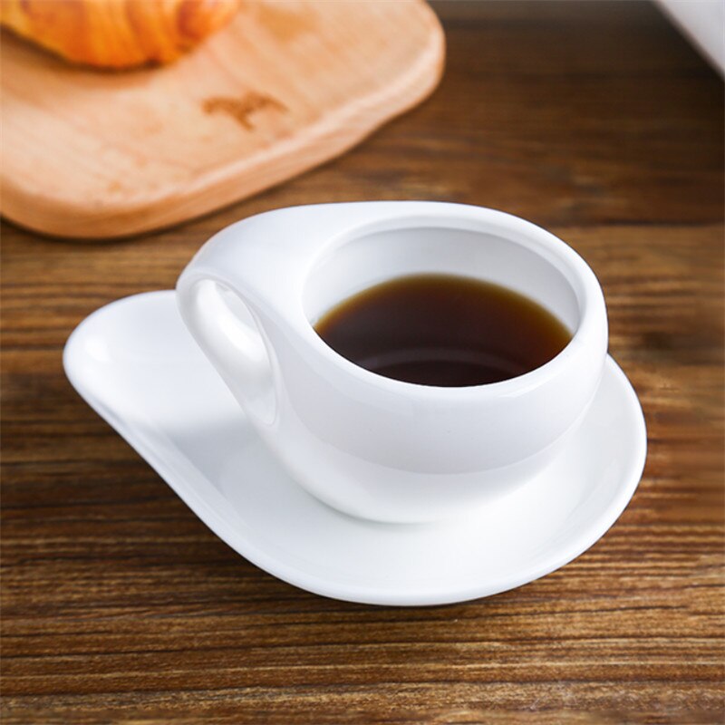 Tasse à café en céramique, style européen tordu, avec soucoupe, tasse à thé créative de l&#39;après-midi, porcelaine blanche, pour eau et lait, verres