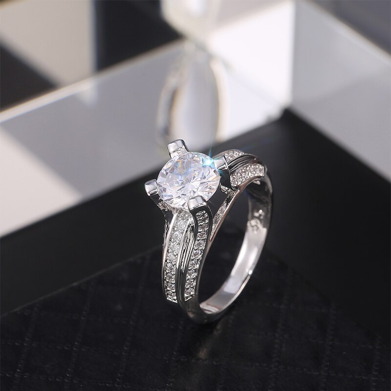 Huitan Classic Wedding & Engagement Jewelry Unique Style Promise Ring AAA Cubic Zirconia Luxurious Women Ring