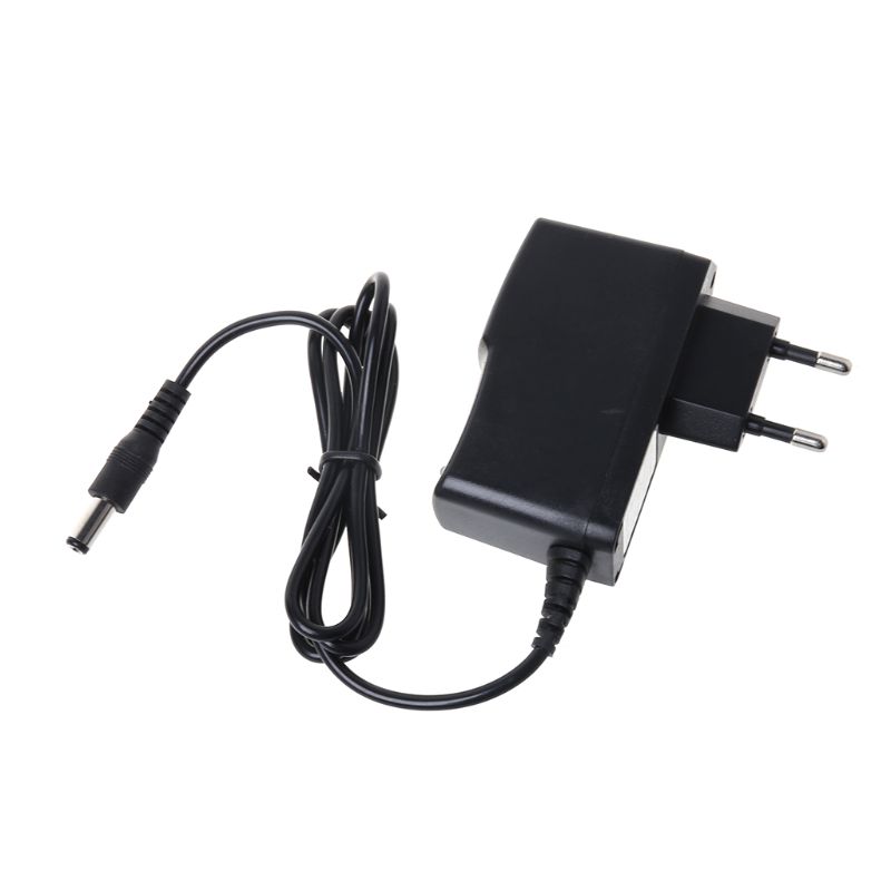 8,4 V 1A Fahrradlicht-Ladegerät EU-Stecker DC5,5 x 2,1 wiederaufladbarer Akku Scheinwerfer L