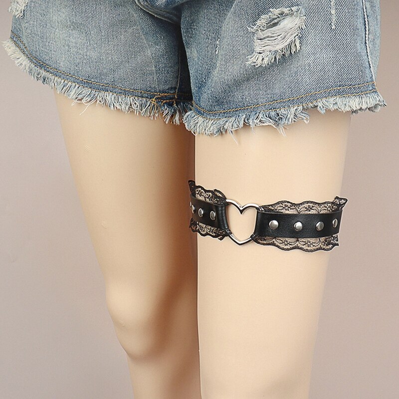 Girl Leg Chain Punk Leg Garter Belt Thigh Chains Black Body Chain Festival Rave Body Accessory with Pleated Lace Edge