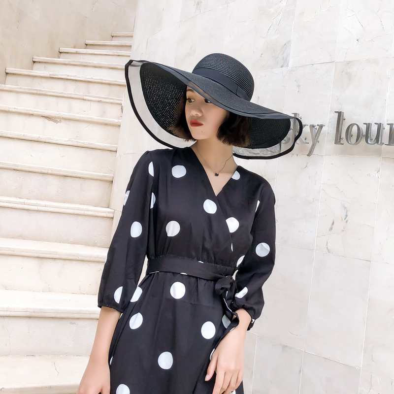 Summer White Big Hat Sun Hat Oversized Brim Sunscreen Floppy Beach Hat Women's Straw Hat Seaside Lace Big Brim Cap