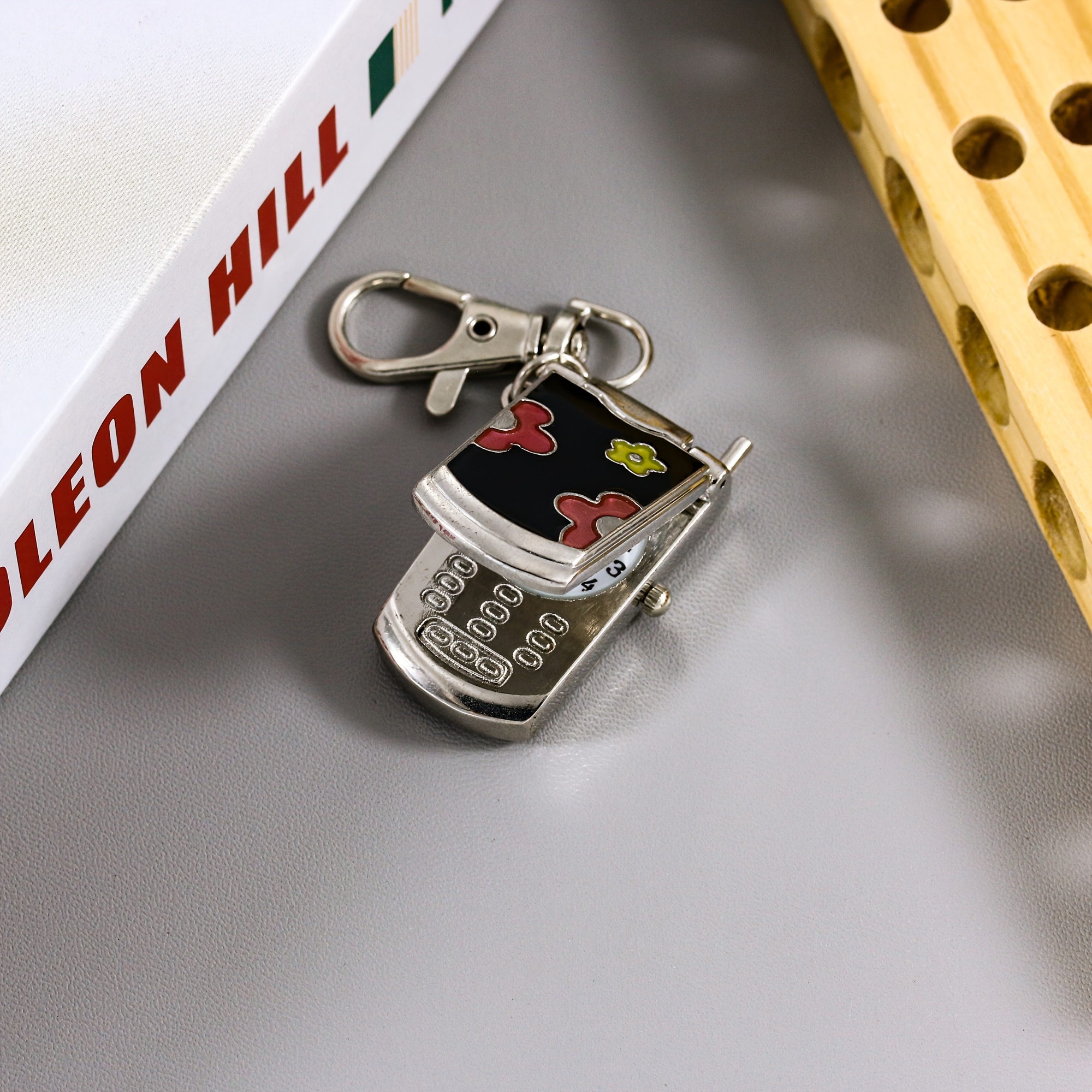 Flip phone keychain watch hanging watch trend retro cute keychain pendant